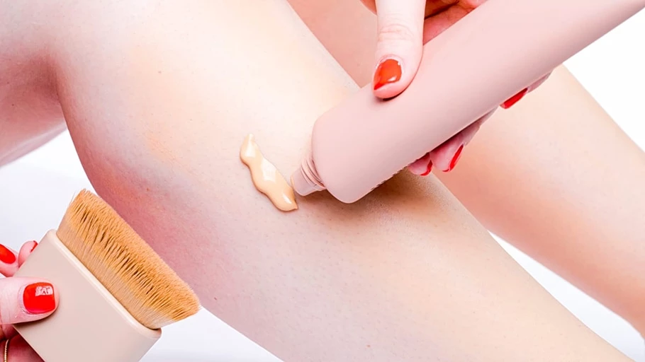Kem nền Body Foundation giúp che vết sẹo ở chân