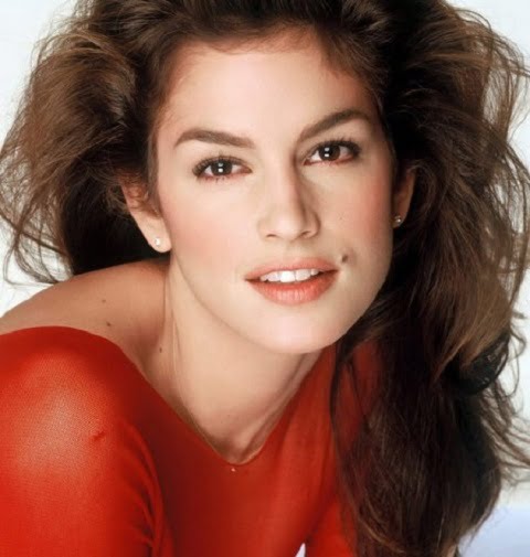 Tướng nốt ruồi vượng phu trên mặt vợ biết thành công của chồng