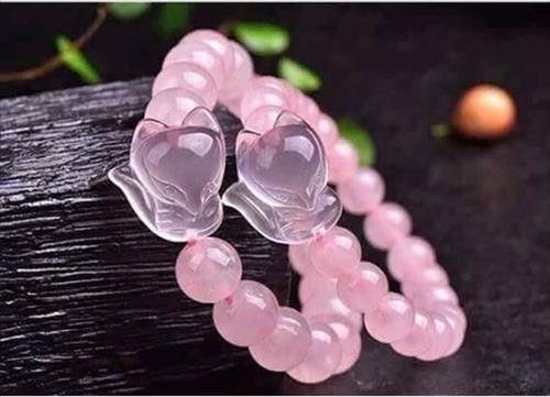 vòng thạch anh hồng vượng nhân duyên