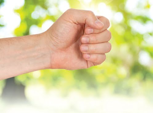 Xem tướng tay vất vả bôn ba đó đây